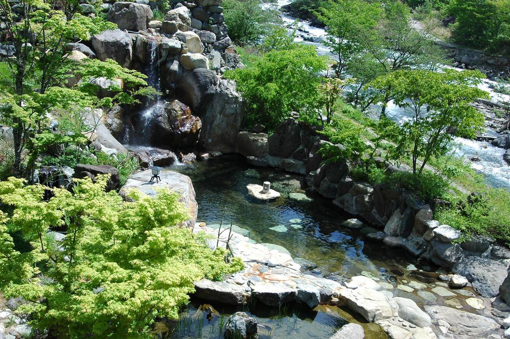 Suimeikan Karukaya Sanso Takayama  Exterior foto