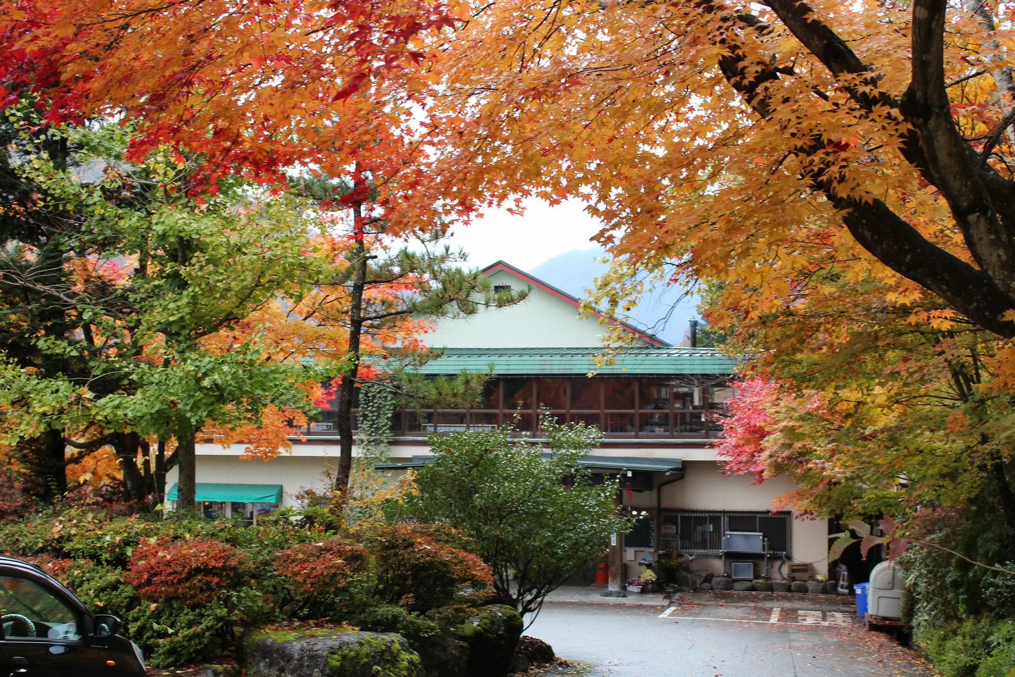 Suimeikan Karukaya Sanso Takayama  Exterior foto