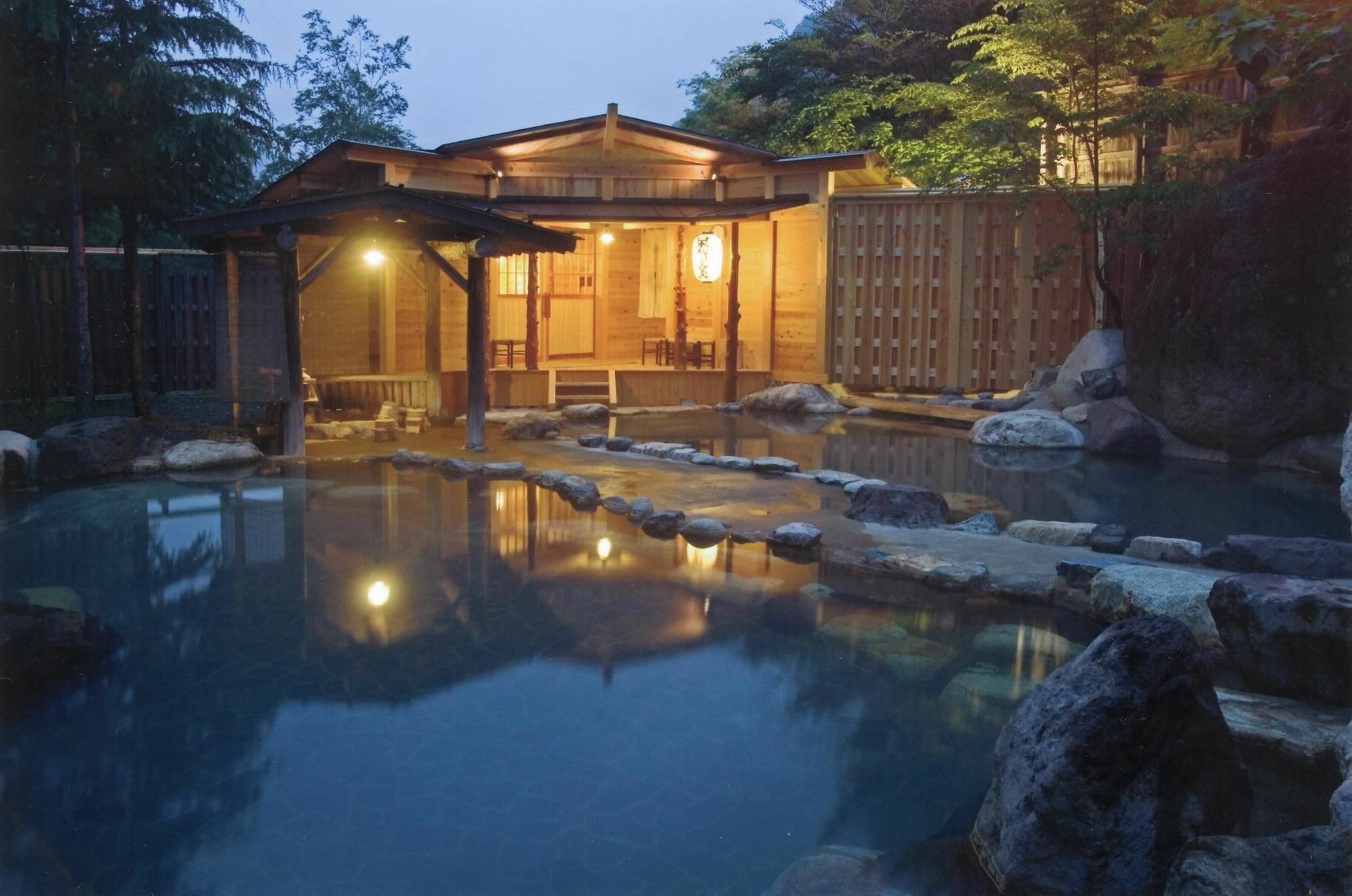 Suimeikan Karukaya Sanso Takayama  Exterior foto