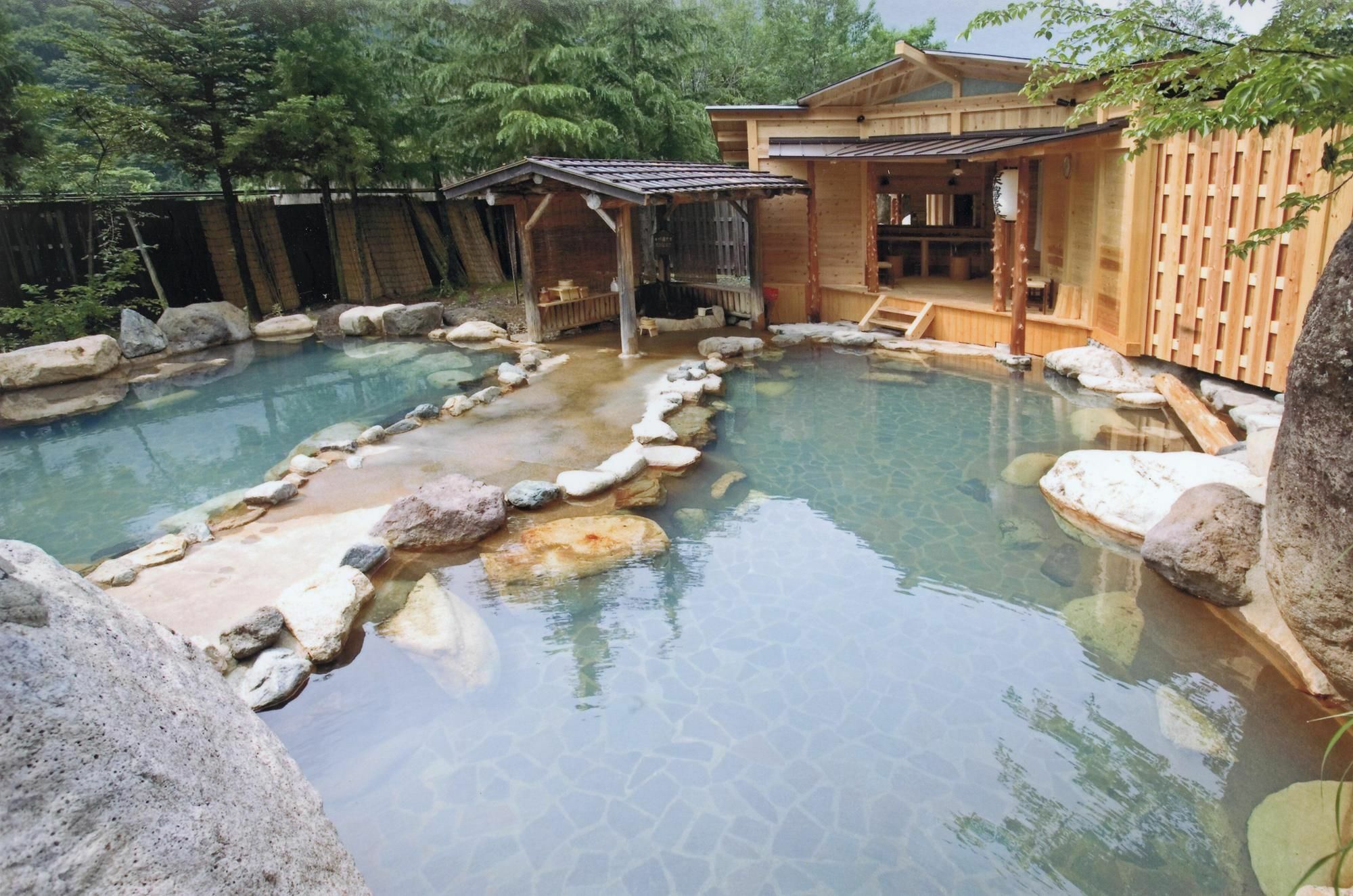 Suimeikan Karukaya Sanso Takayama  Exterior foto