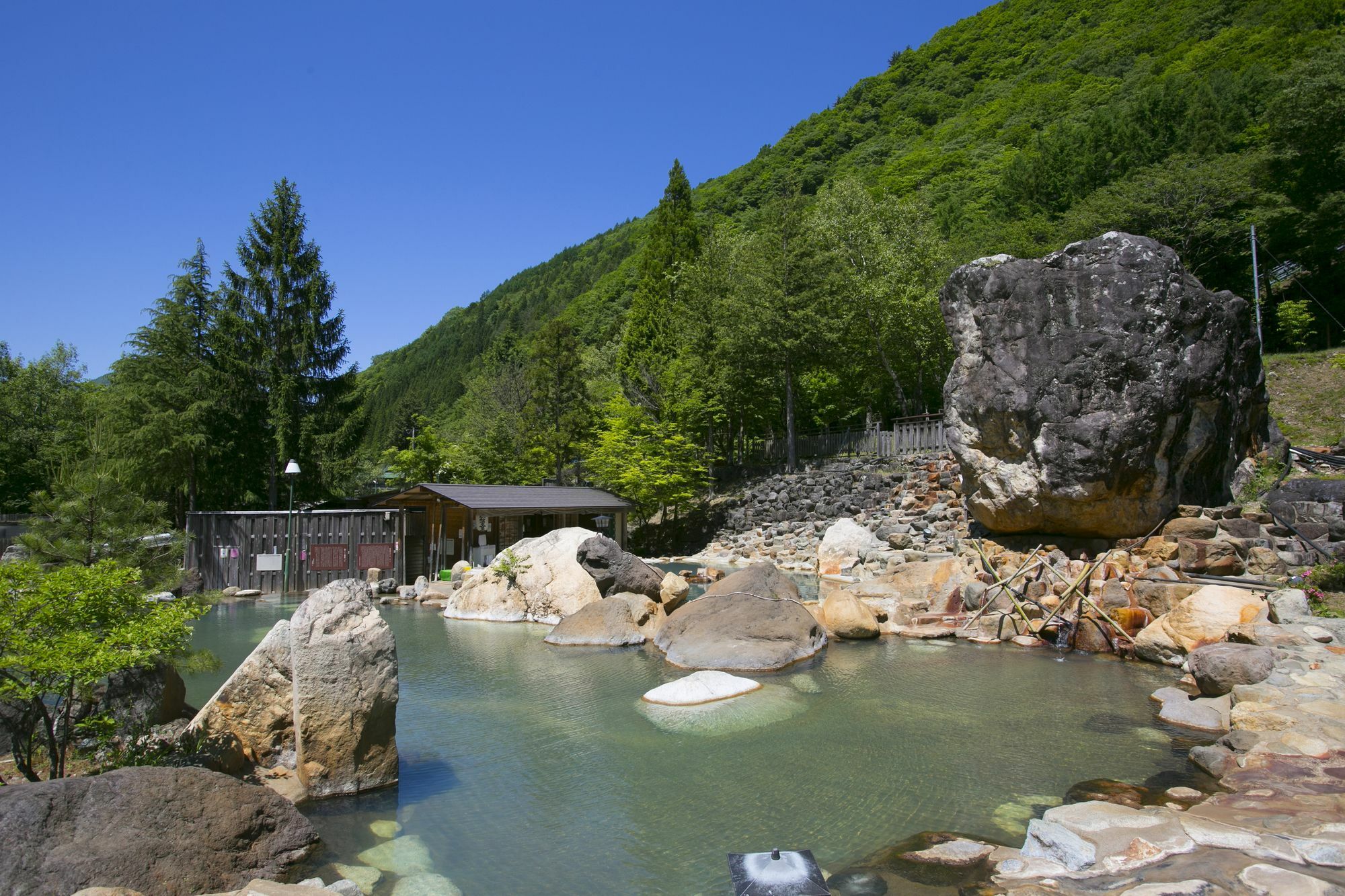 Suimeikan Karukaya Sanso Takayama  Exterior foto